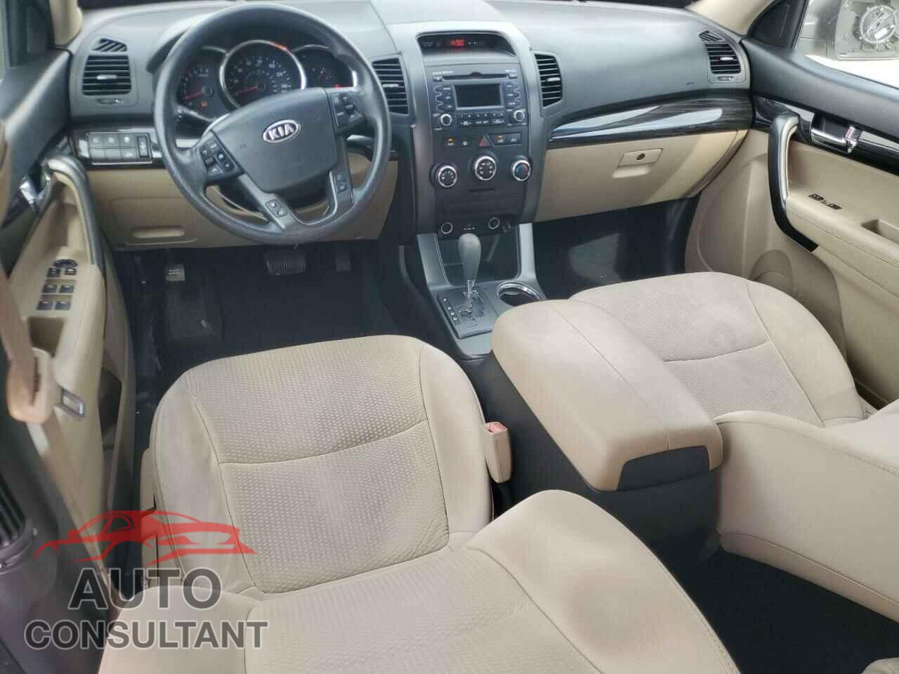 KIA SORENTO 2012 - 5XYKT3A19CG219658