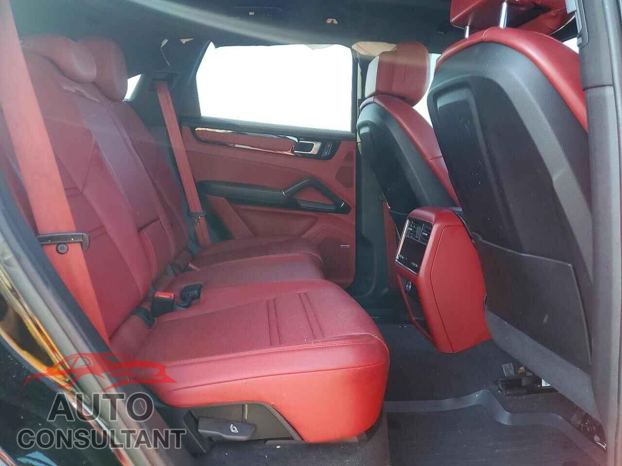 PORSCHE CAYENNE 2022 - WP1AB2AY7NDA31761