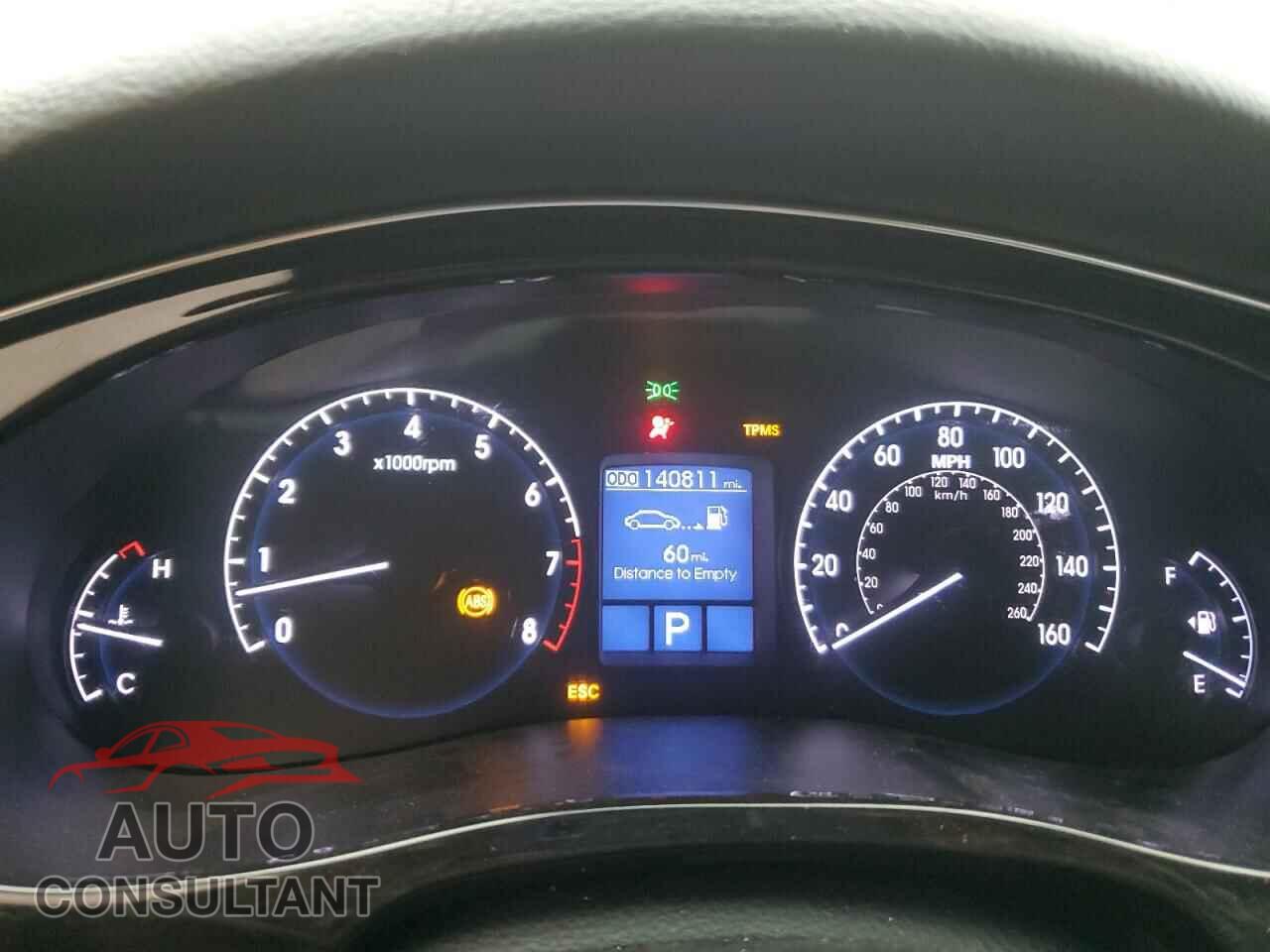 HYUNDAI GENESIS 2013 - KMHGC4DD8DU224069