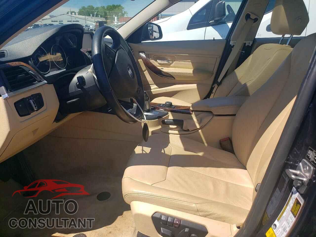 BMW 3 SERIES 2014 - WBA3B1C57EK133562