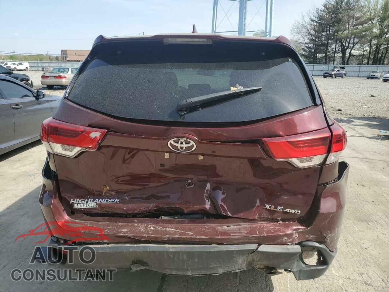 TOYOTA HIGHLANDER 2019 - 5TDJZRFH3KS967410