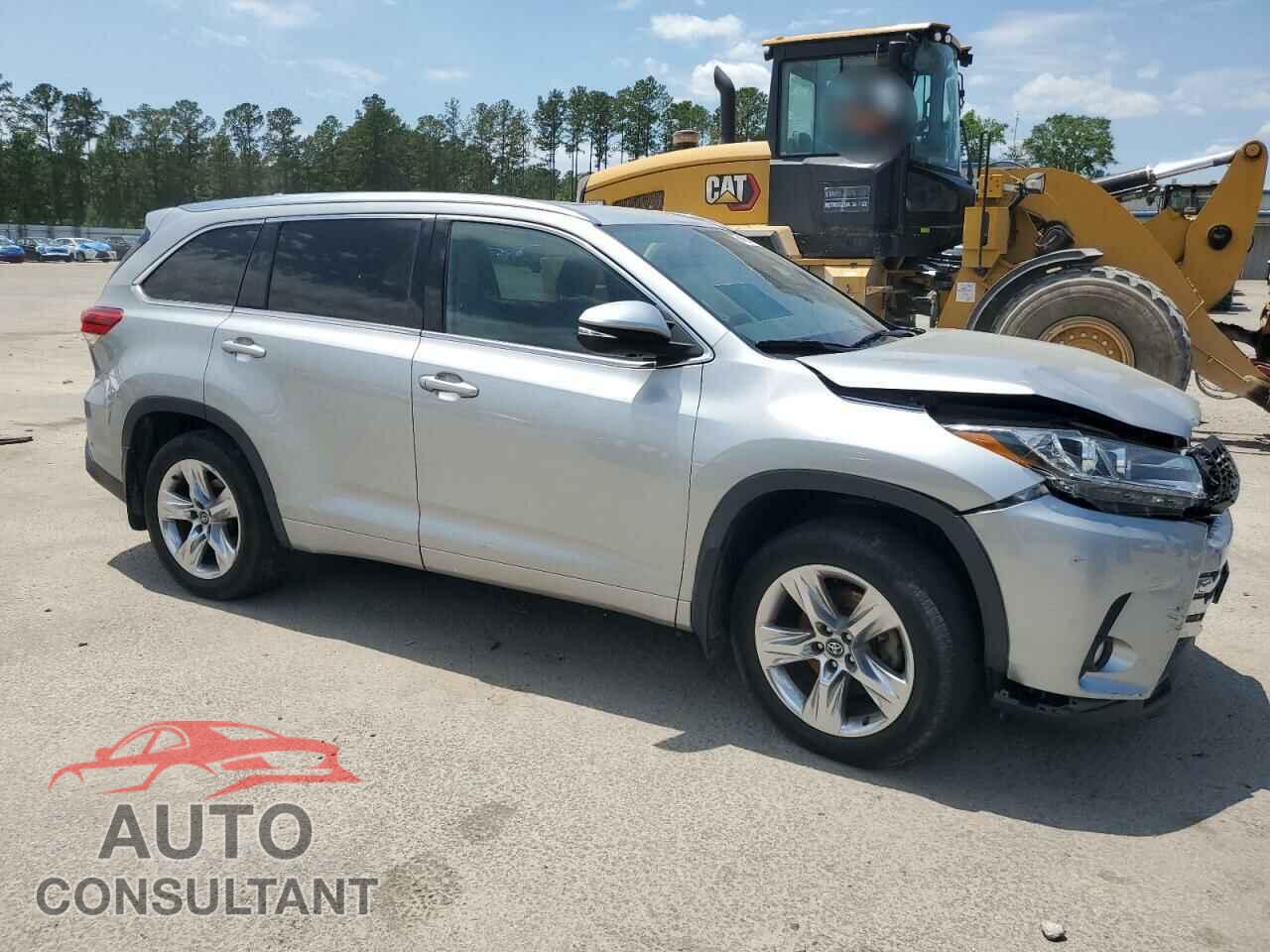 TOYOTA HIGHLANDER 2018 - 5TDDZRFH8JS885734
