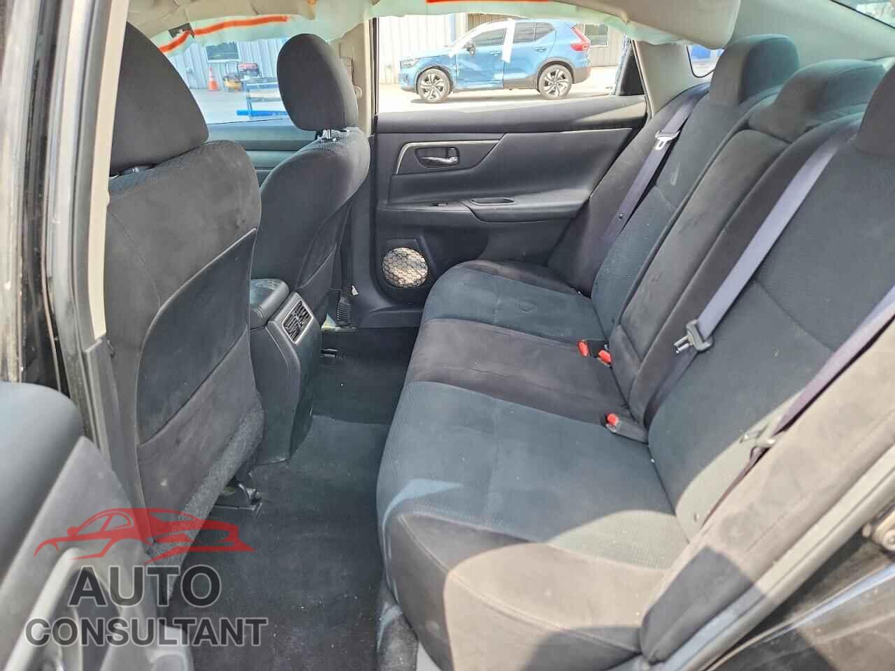 NISSAN ALTIMA 2015 - 1N4AL3AP3FC415321