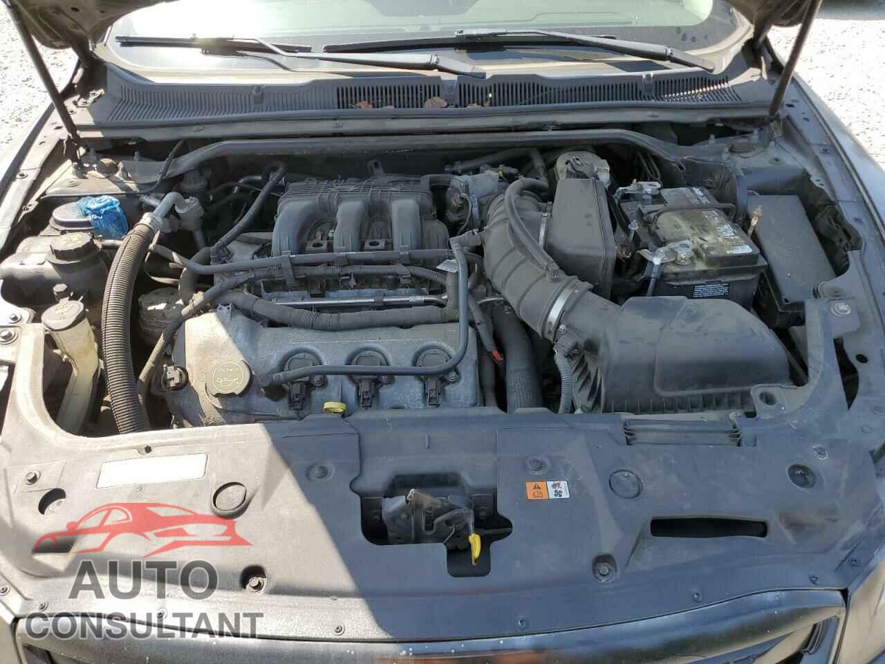 FORD TAURUS 2012 - 1FAHP2DW3CG116674