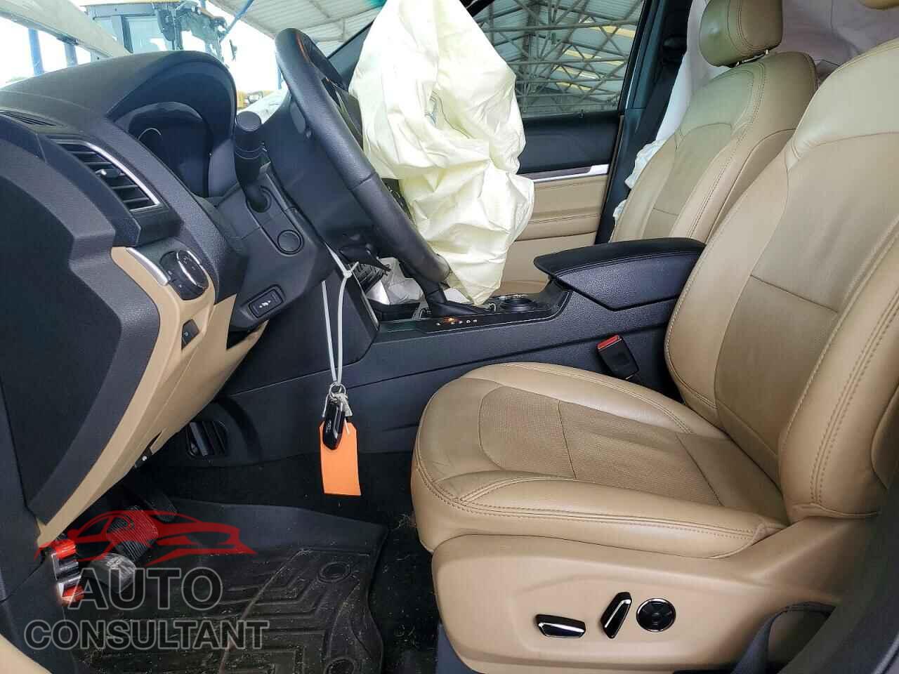 FORD EXPLORER 2017 - 1FM5K7F88HGA97033