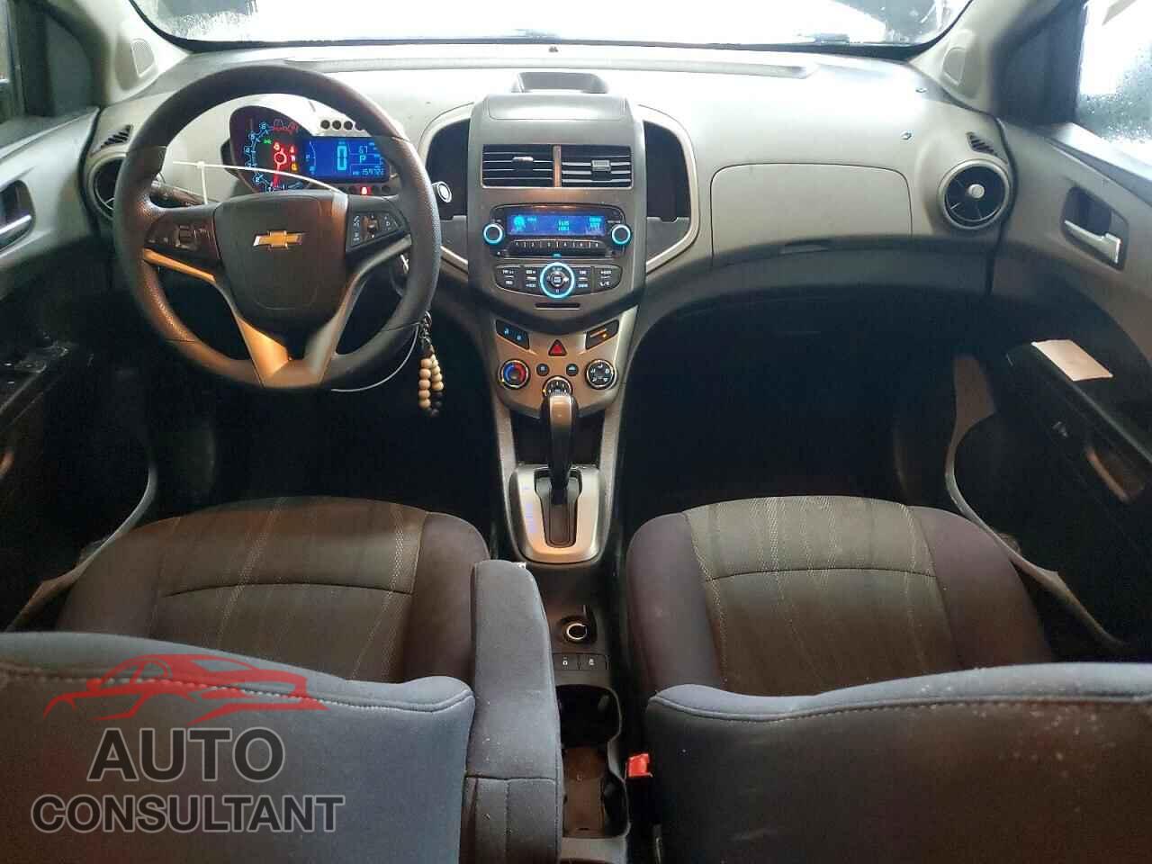 CHEVROLET SONIC 2013 - 1G1JC5SG4D4229890