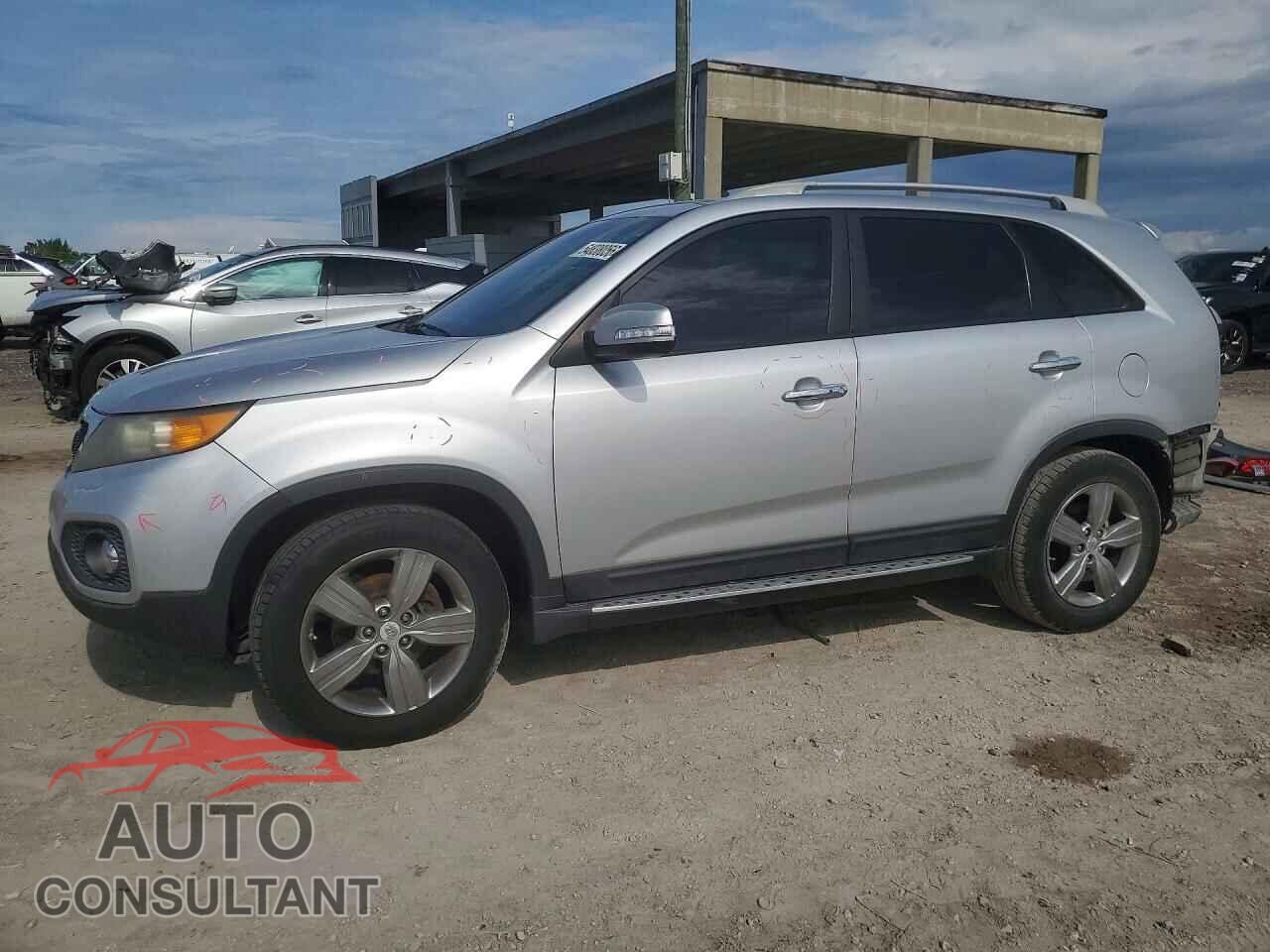 KIA SORENTO 2012 - 5XYKU4A66CG284692