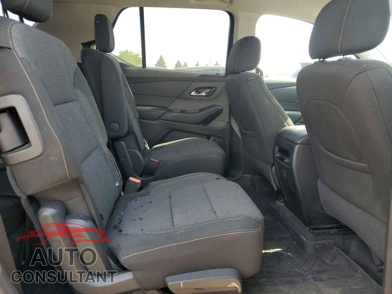 CHEVROLET TRAVERSE 2018 - 1GNERGKW2JJ259601