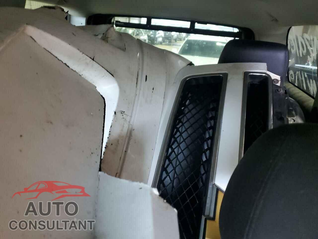CHEVROLET TAHOE 2013 - 1GNLC2E0XDR332321