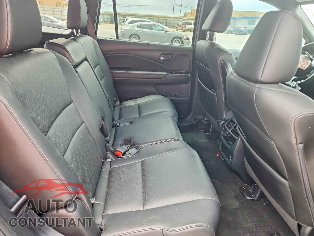 HONDA PASSPORT 2021 - 5FNYF8H52MB038501