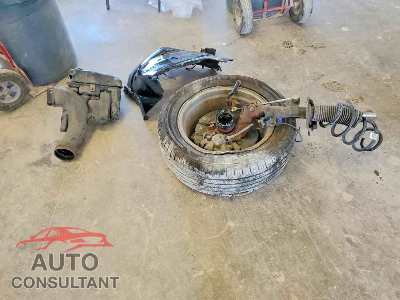 FORD ESCAPE 2018 - 1FMCU0HD4JUD50228