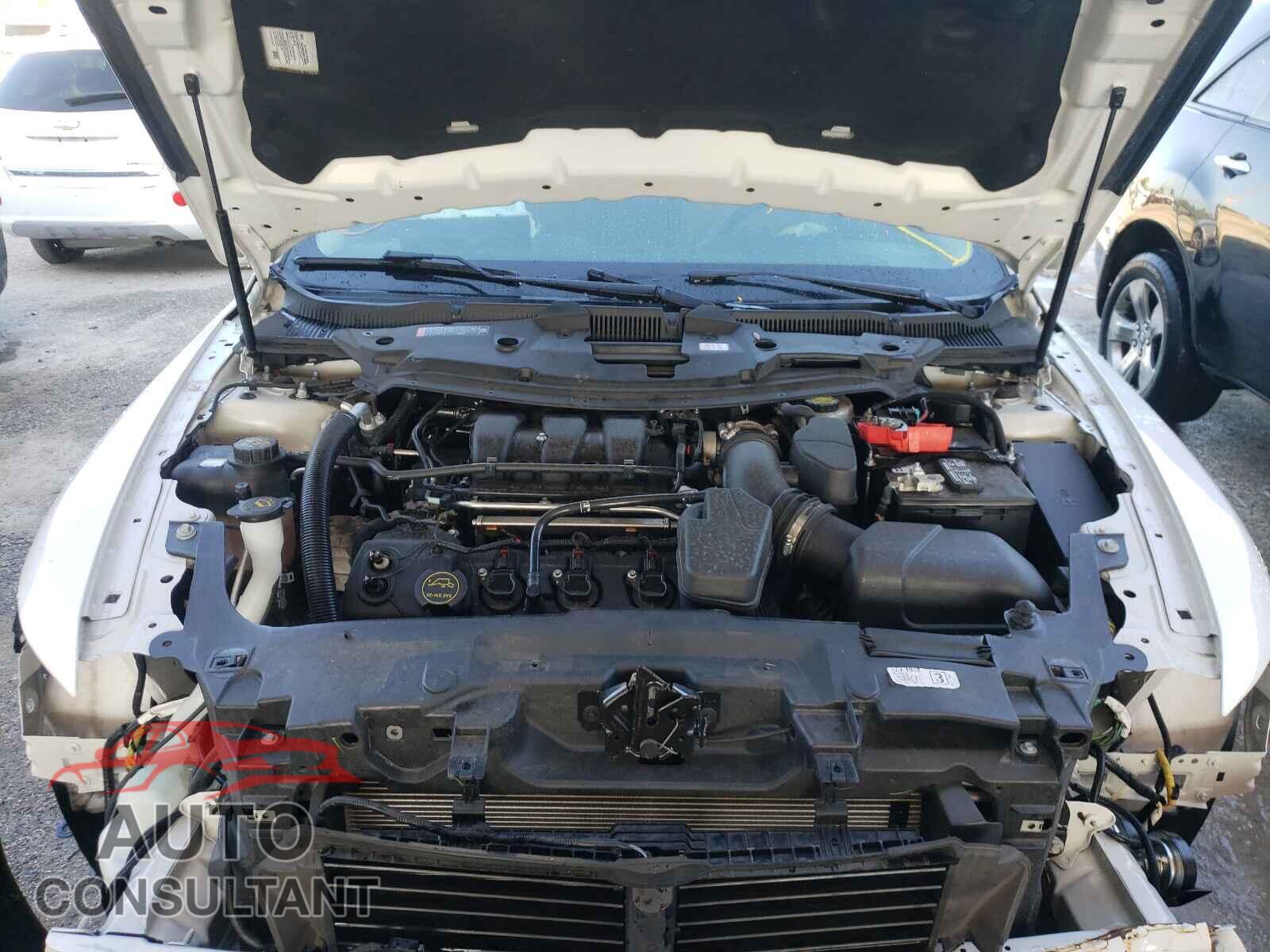FORD TAURUS 2016 - 1FAHP2E83GG121590