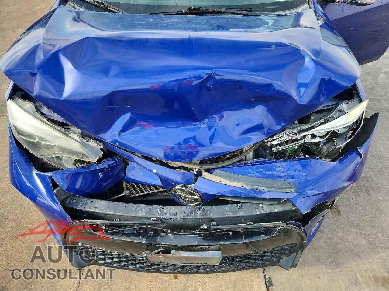 TOYOTA COROLLA 2018 - 2T1BURHE1JC991413