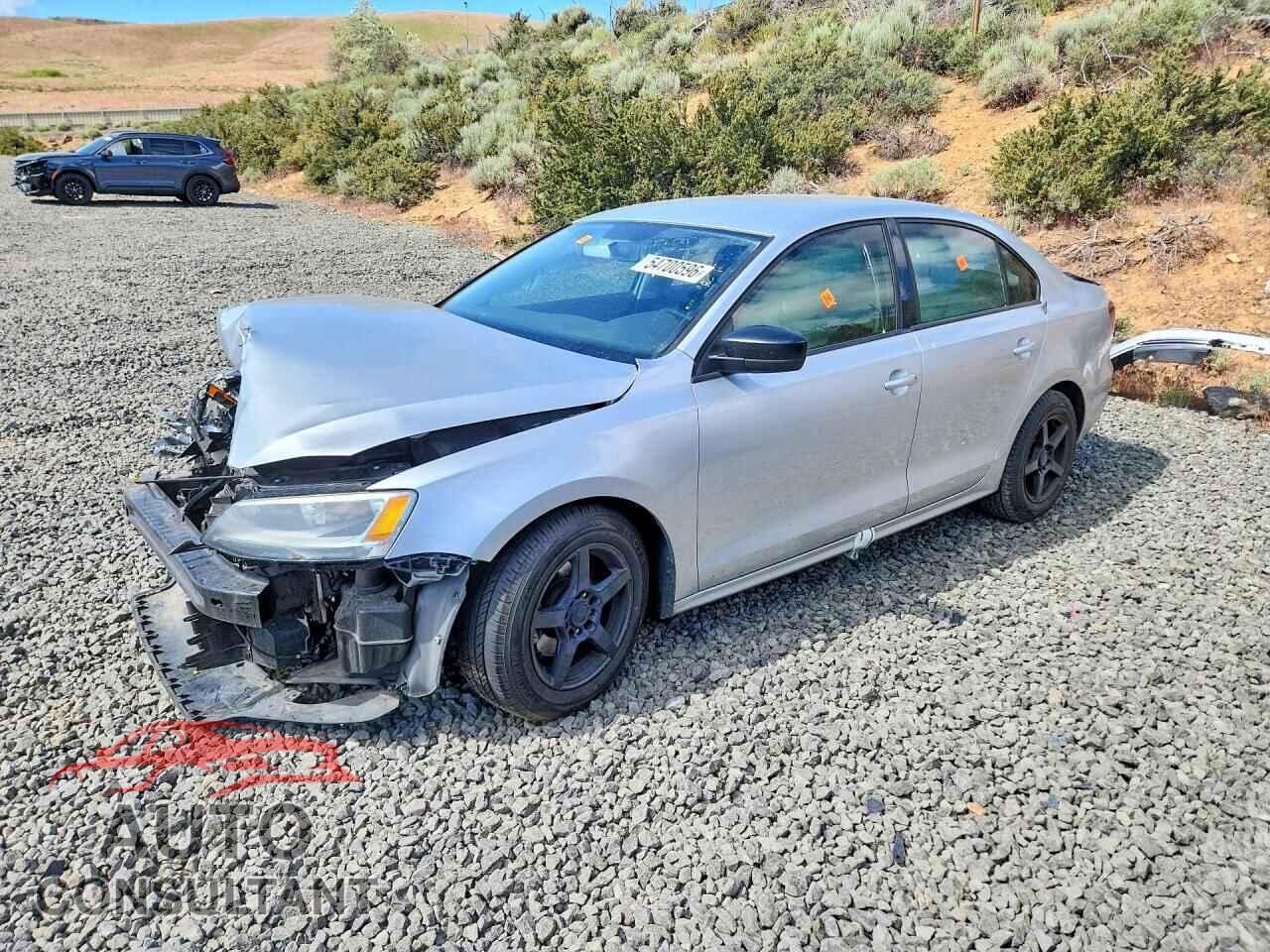 VOLKSWAGEN JETTA 2015 - 3VW2K7AJ0FM280721