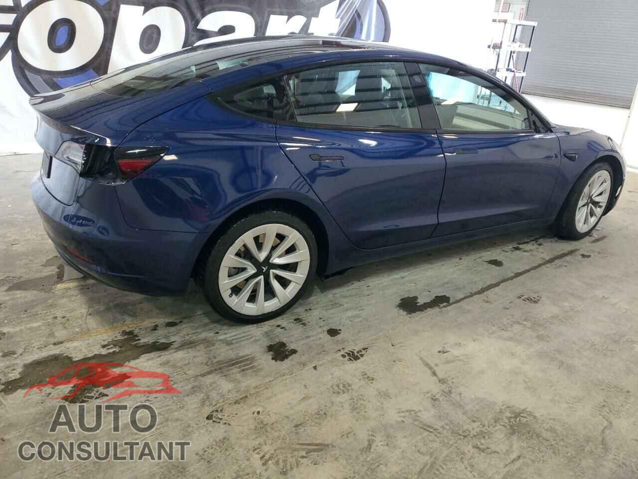 TESLA MODEL 3 2022 - 5YJ3E1EA5NF372643
