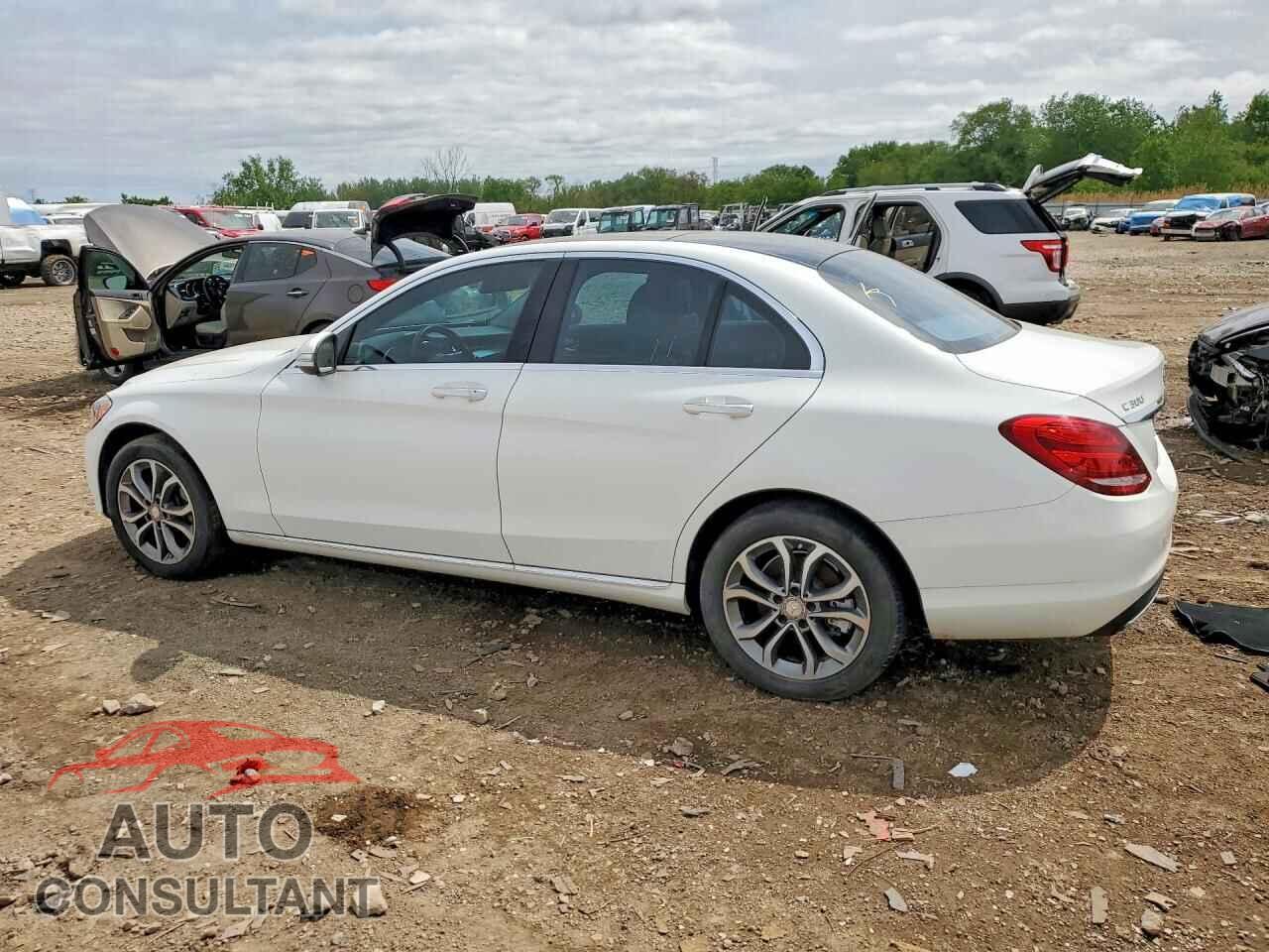 MERCEDES-BENZ C-CLASS 2015 - 55SWF4KB3FU035669