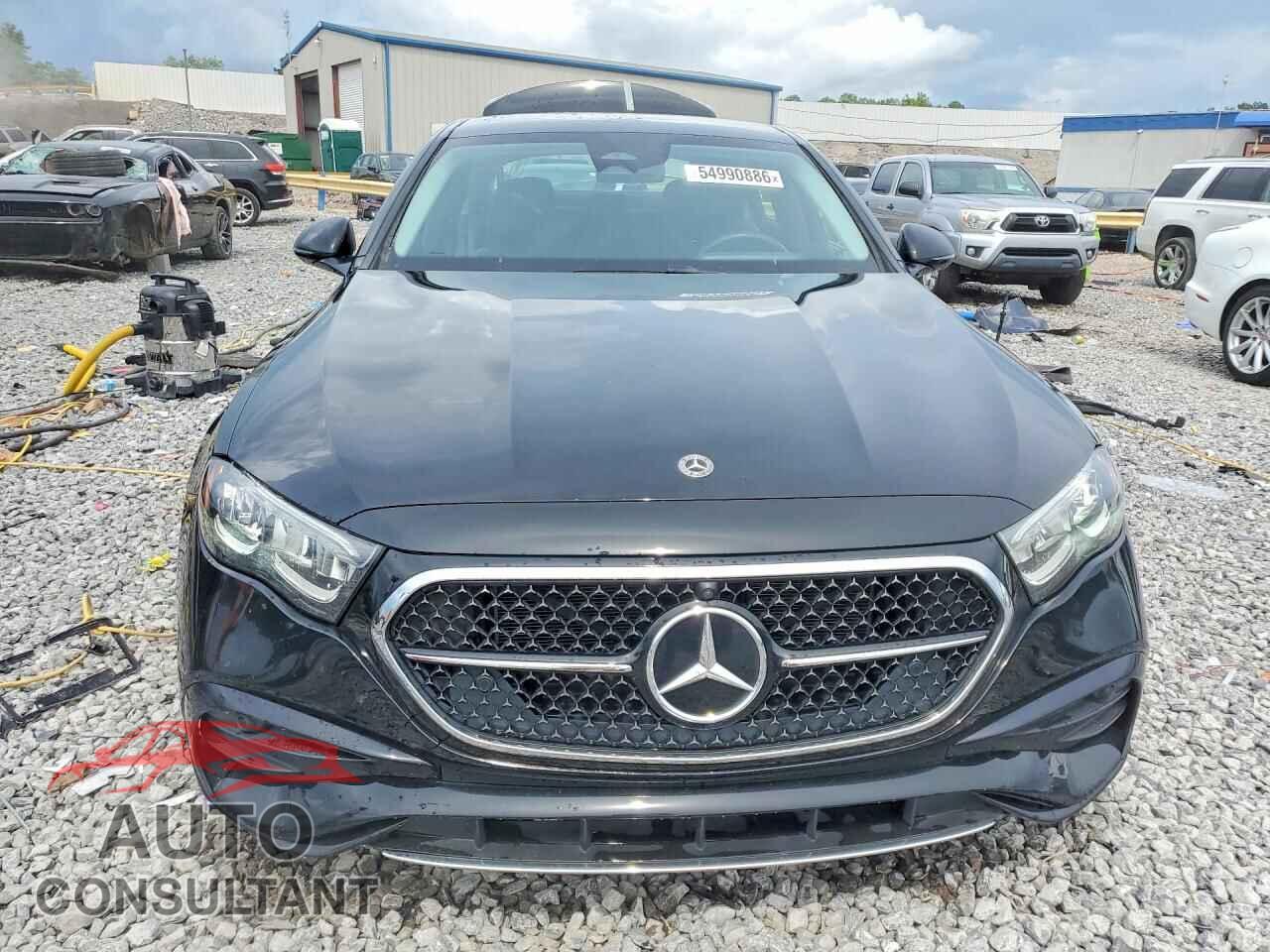 MERCEDES-BENZ E-CLASS 2024 - W1KLF4HB4RA050695