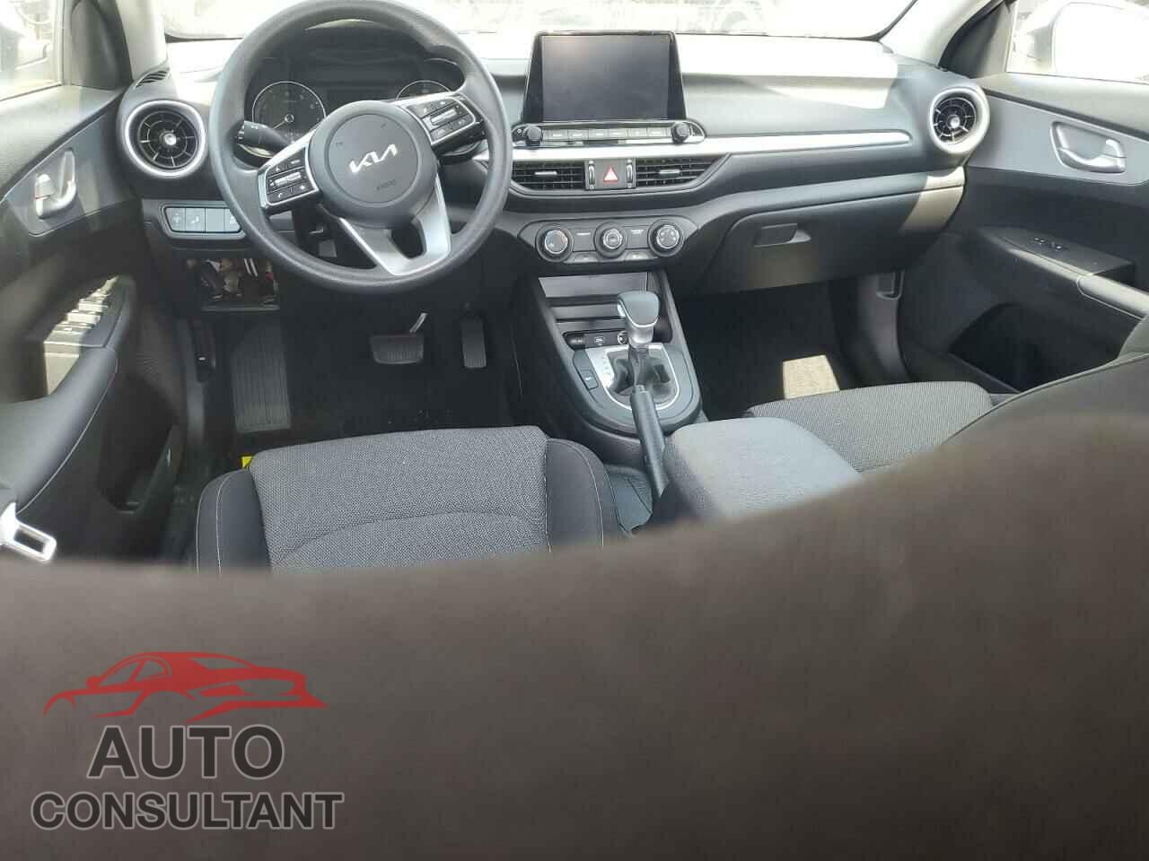 KIA FORTE 2023 - 3KPF24AD6PE637134