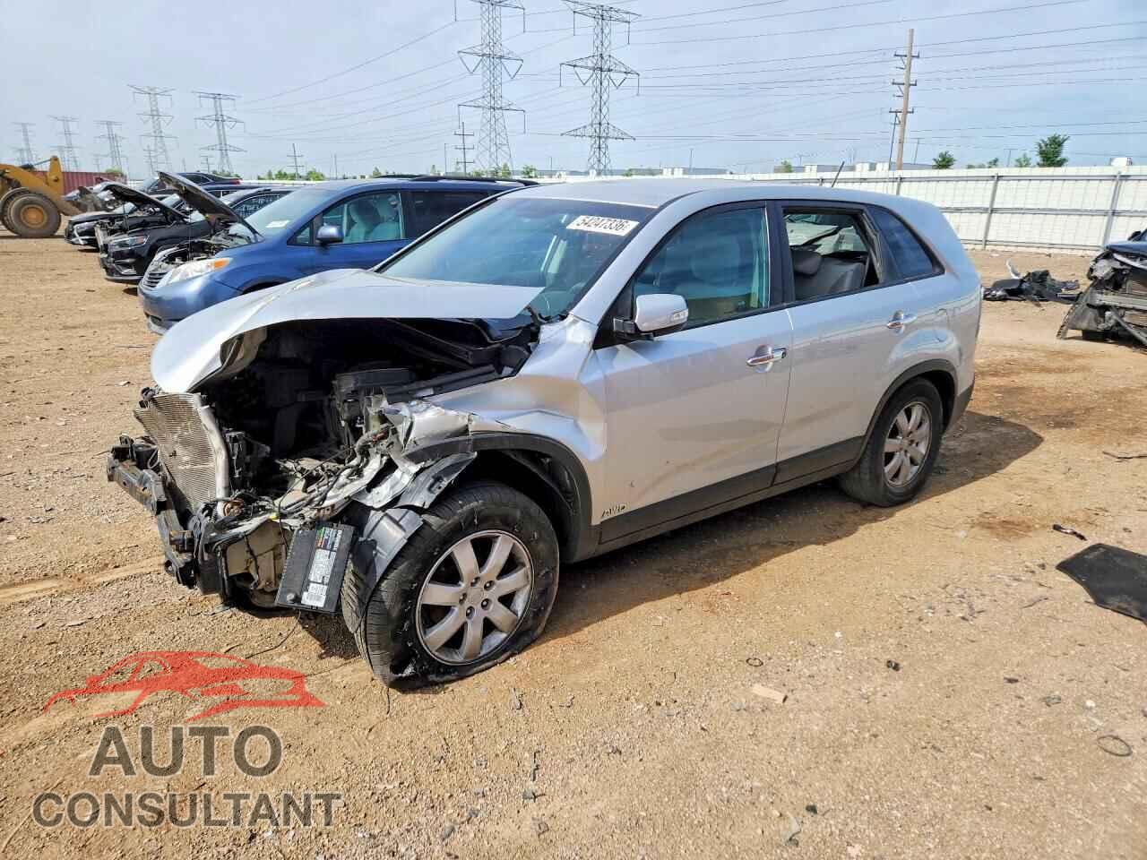 KIA SORENTO 2011 - 5XYKTCA16BG010649
