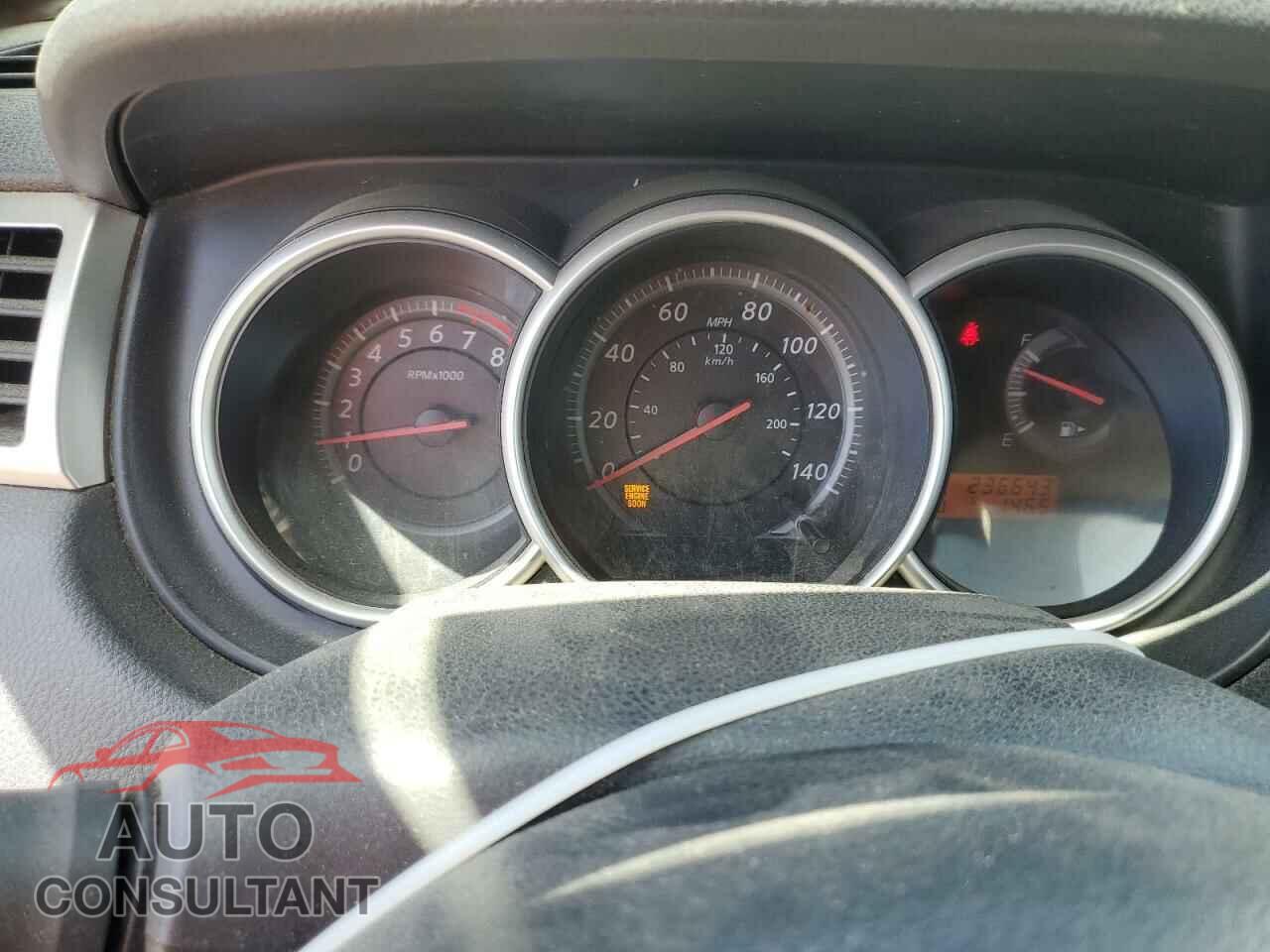NISSAN VERSA 2010 - 3N1BC1CP3AL369134