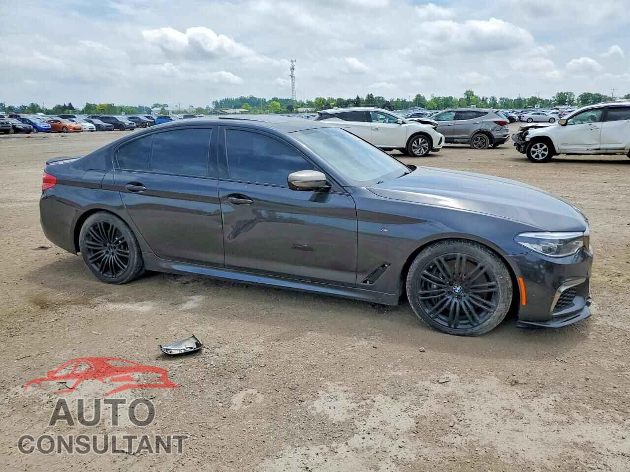 BMW M5 2018 - WBAJB9C54JG464036