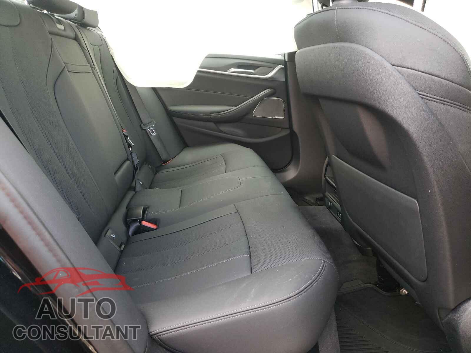 BMW 5 SERIES 2021 - WBA13BJ03MWX12850