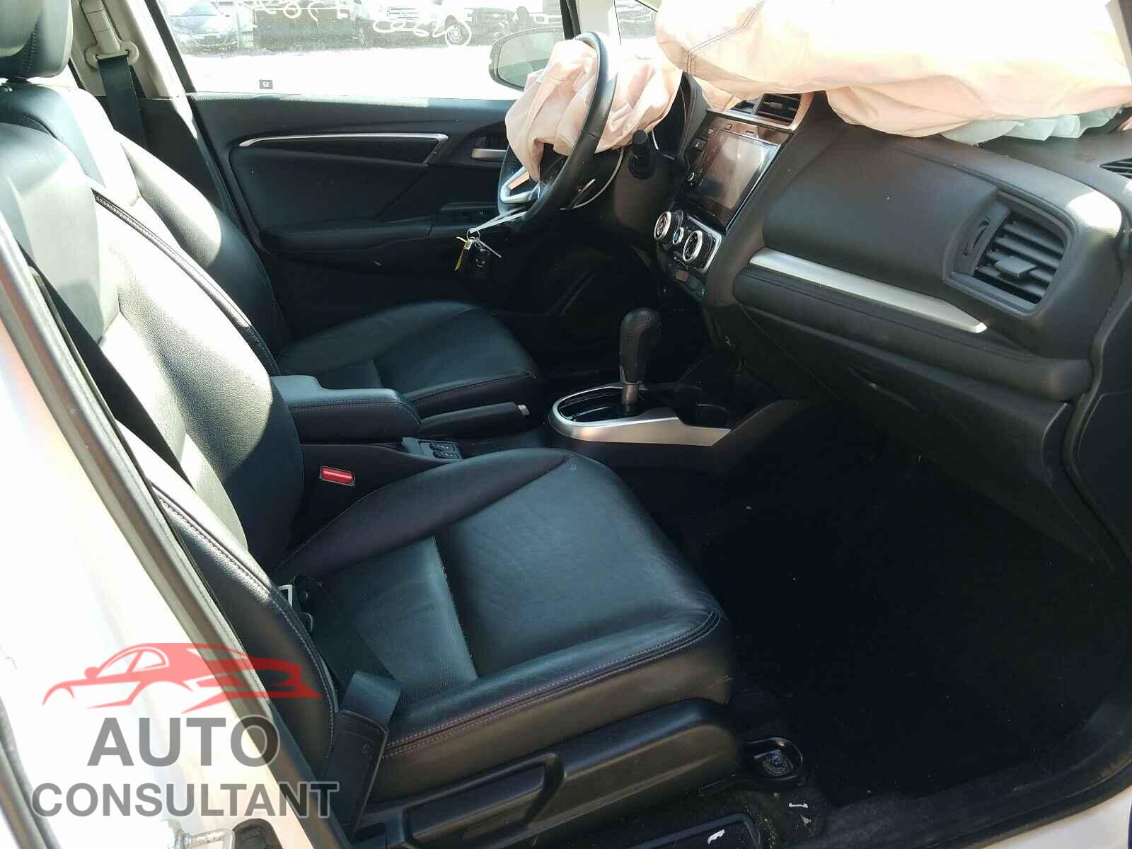 HONDA FIT 2018 - 3HGGK5H96JM713266