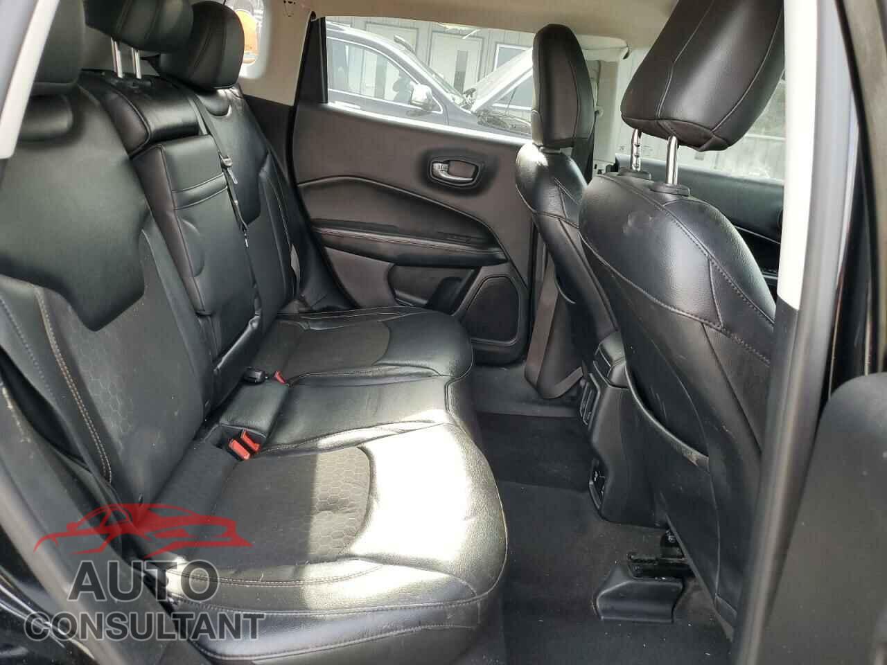 JEEP COMPASS 2017 - 3C4NJCBB5HT643042