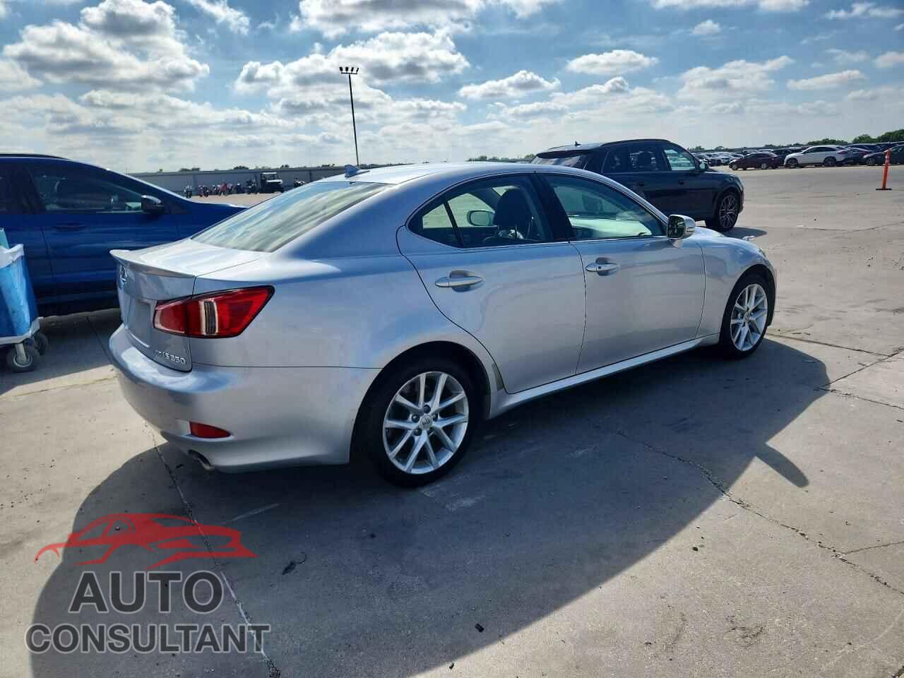 LEXUS IS 2011 - JTHCE5C28B5001779