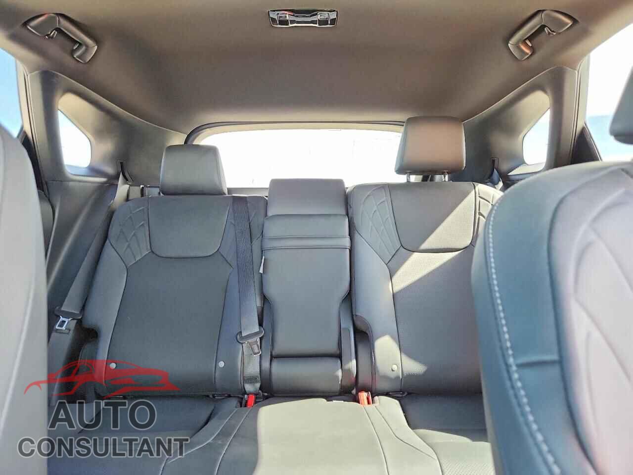 LEXUS UNKNOWN 2025 - 2T2BBMCA0SC097946