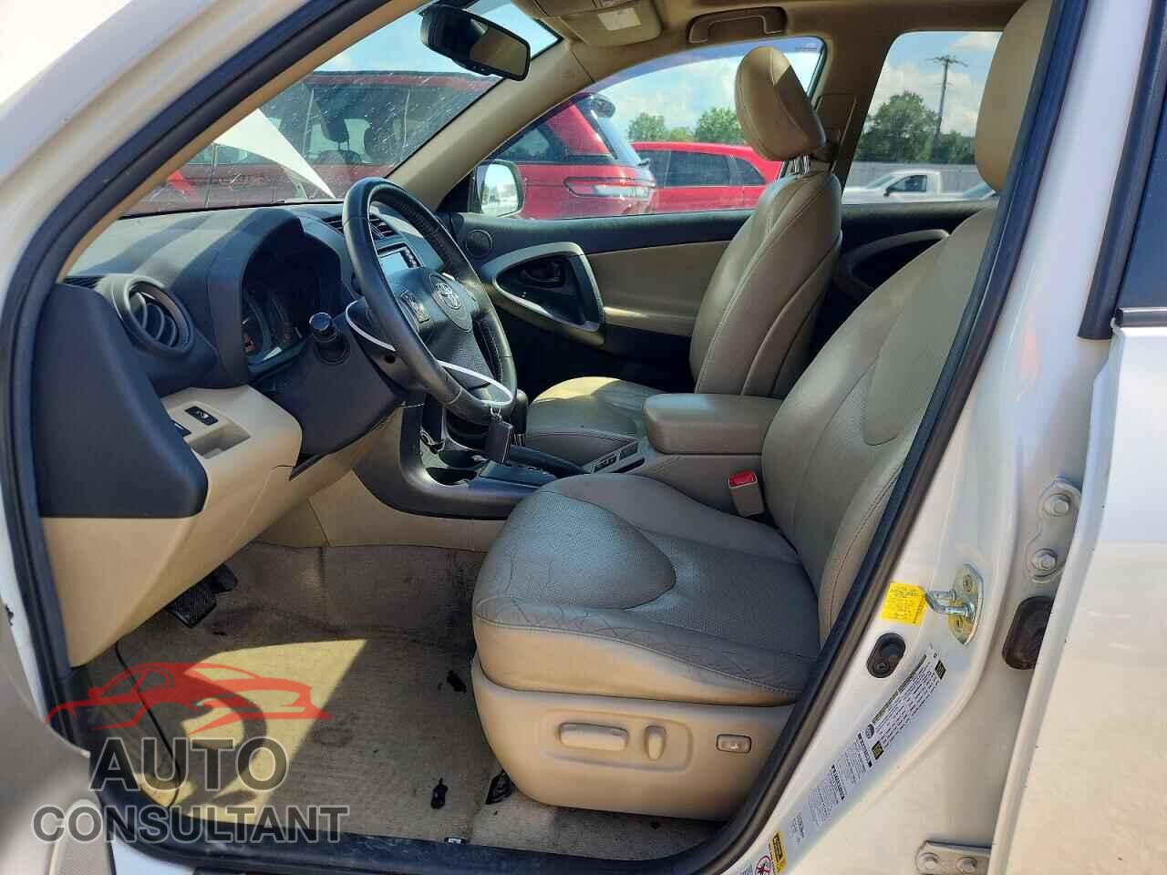 TOYOTA RAV4 2011 - 2T3DK4DV3BW059776