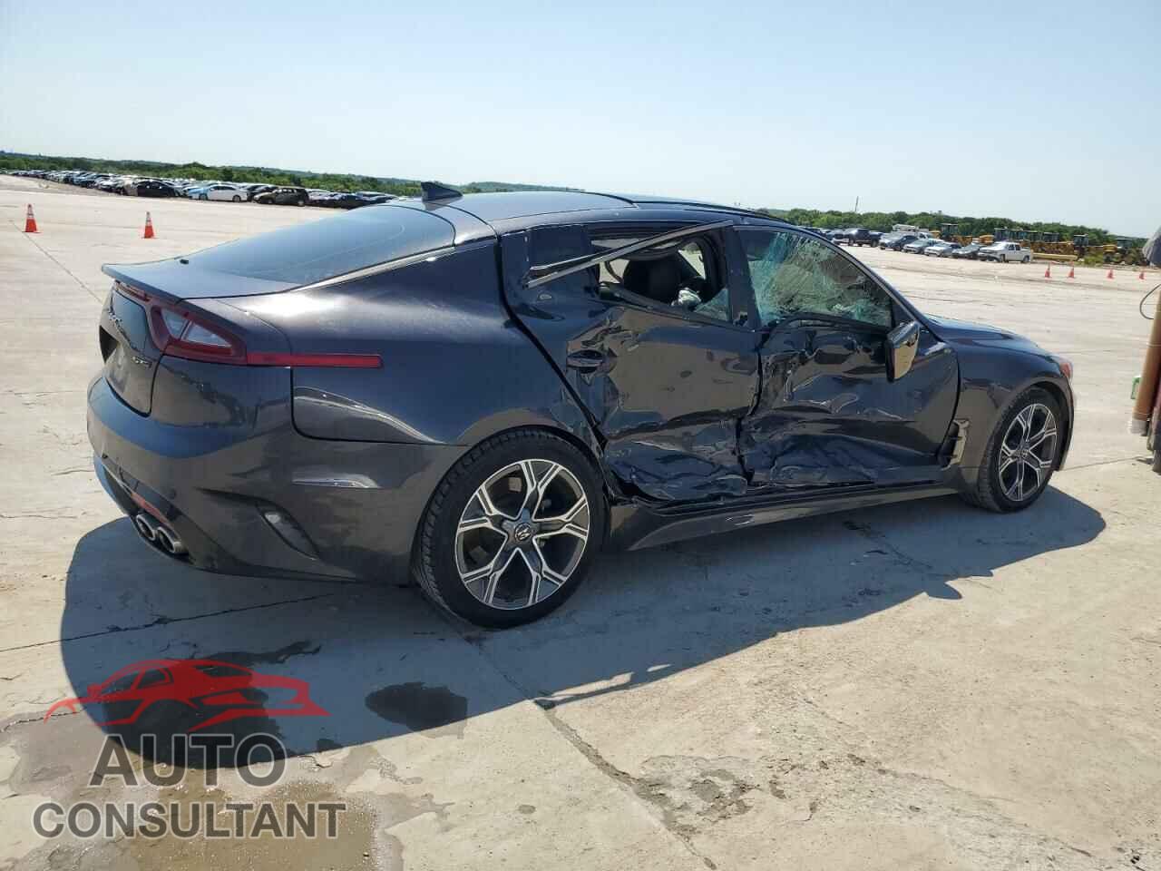 KIA STINGER 2021 - KNAE15LA8M6091376