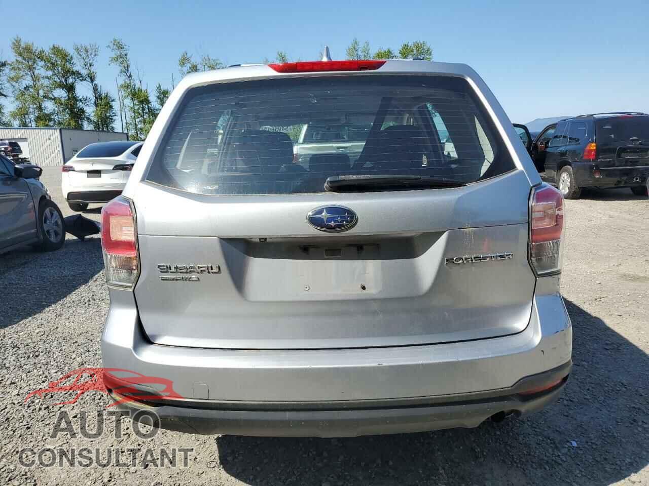 SUBARU FORESTER 2017 - JF2SJAAC0HH495559