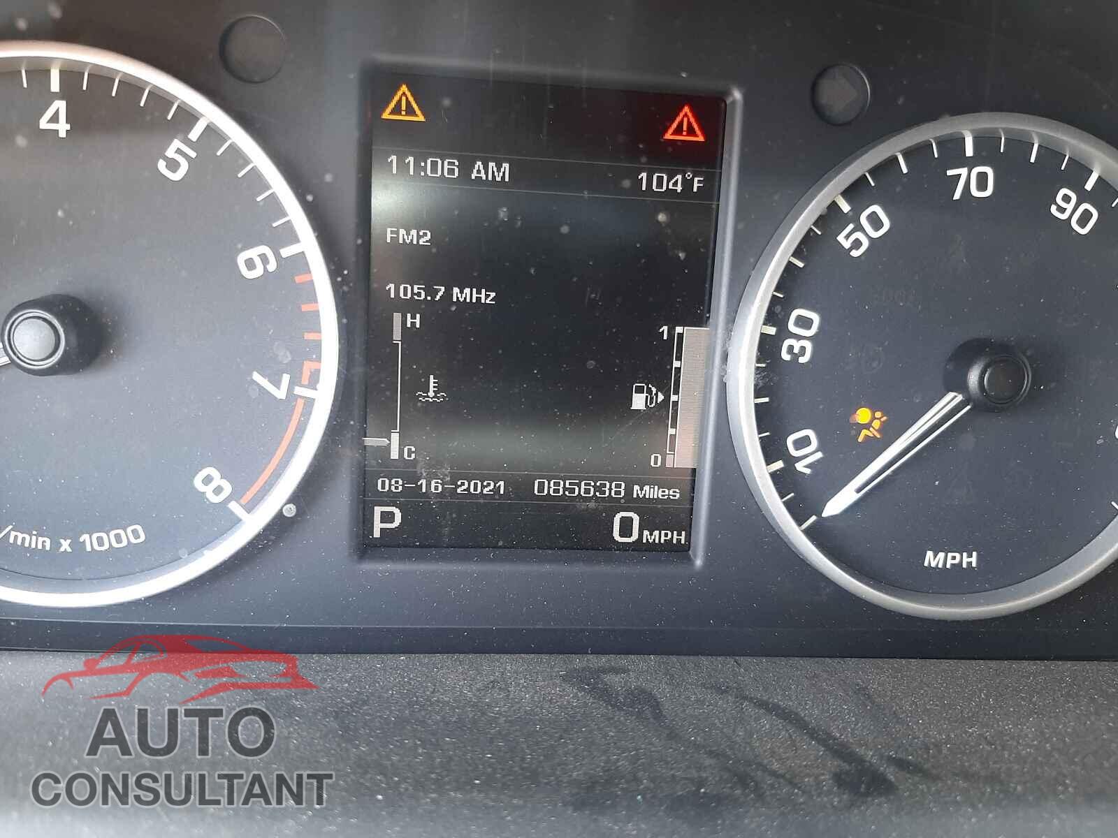 LAND ROVER LR4 2016 - SALAK2V61GA797699
