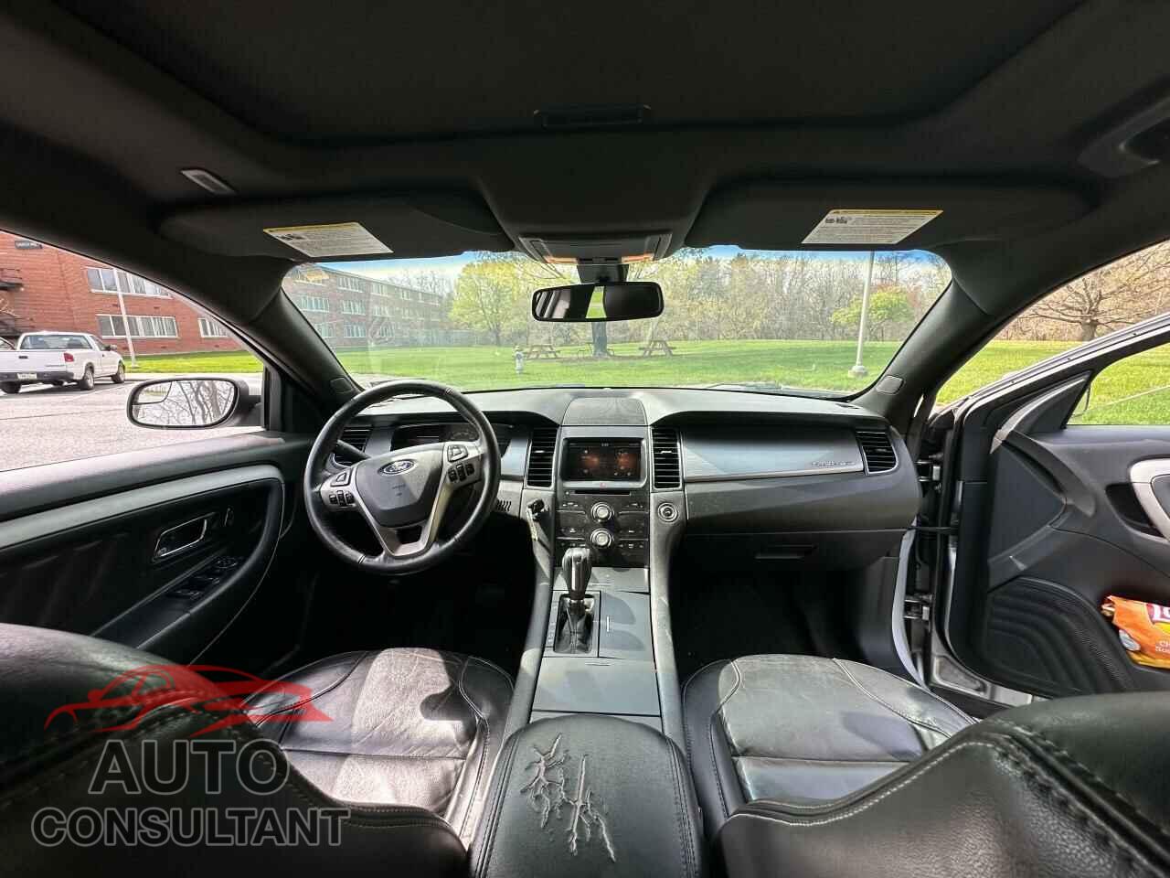 FORD TAURUS 2013 - 1FAHP2E85DG199414