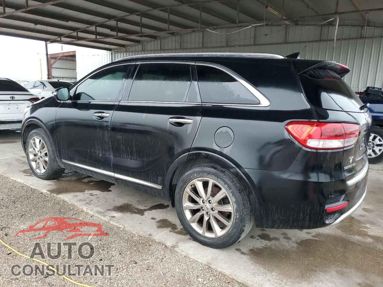 KIA SORENTO 2017 - 5XYPK4A57HG261688