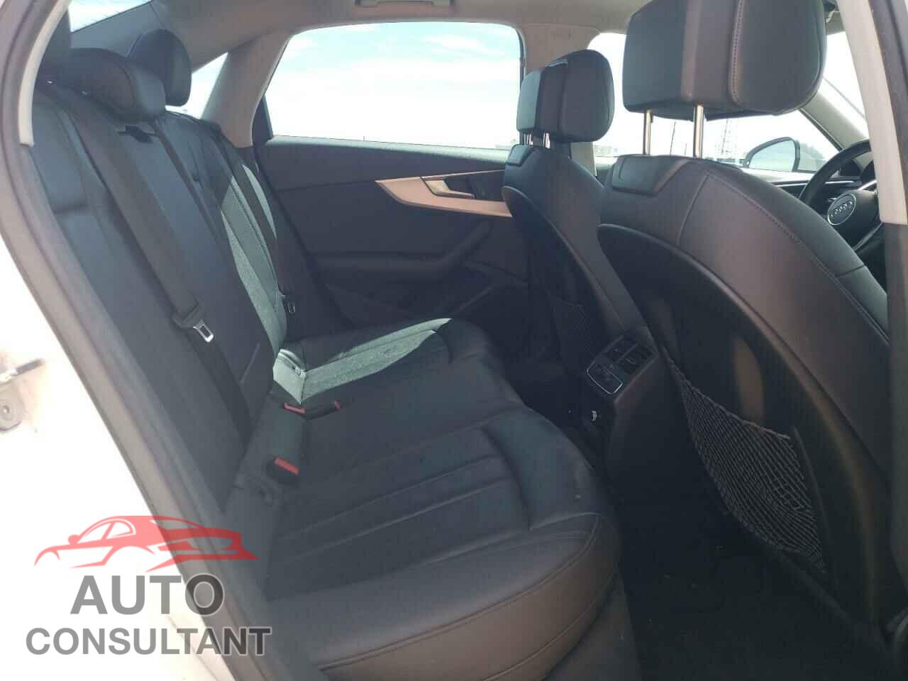 AUDI A4 2017 - WAUGNAF48HN001084