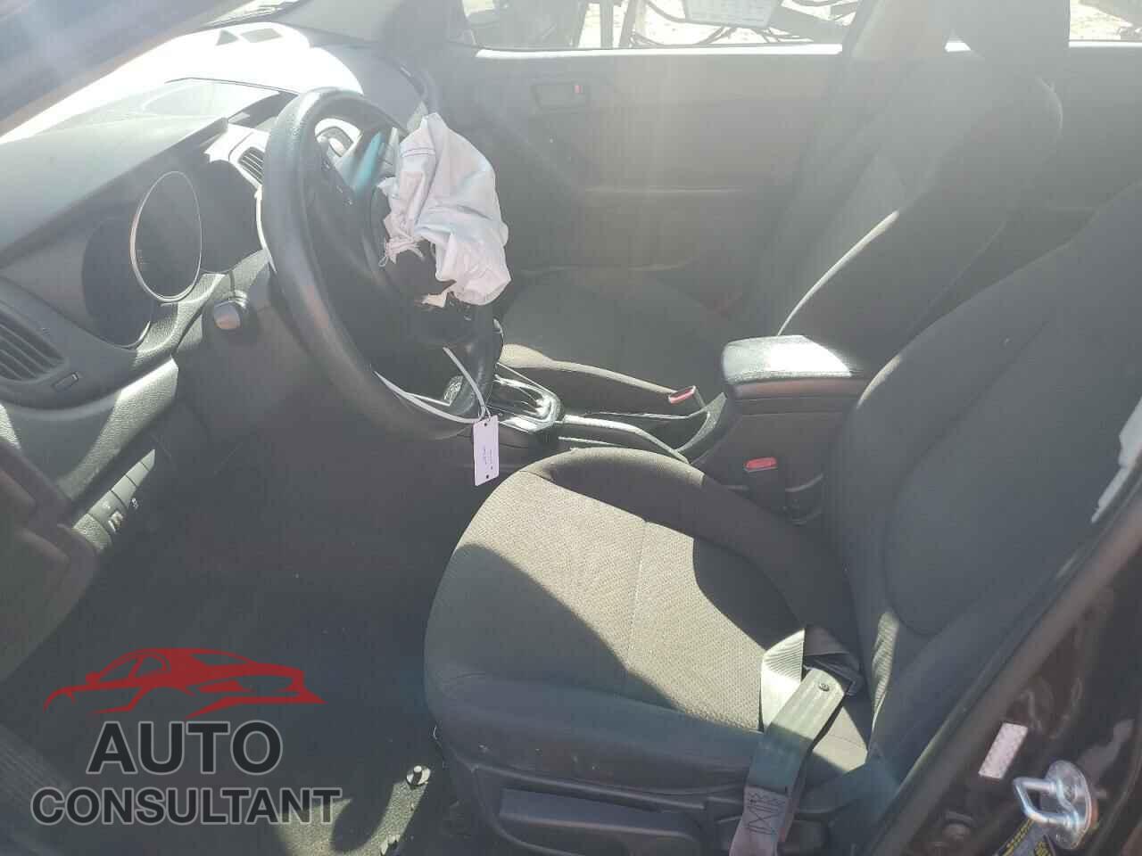 KIA FORTE 2011 - KNAFU4A2XB5448321