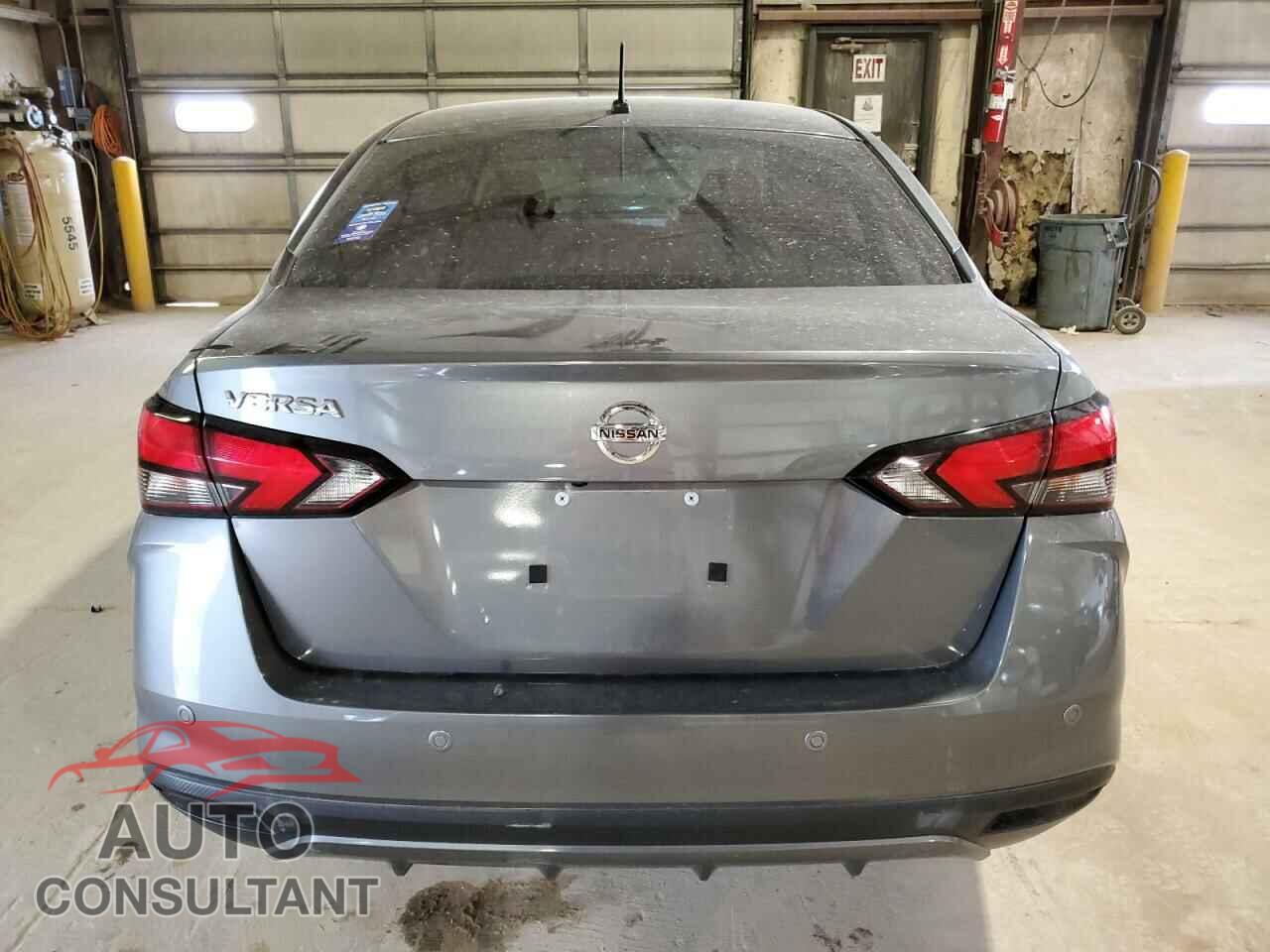 NISSAN VERSA 2021 - 3N1CN8DV1ML850041