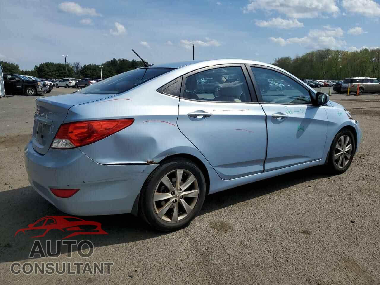 HYUNDAI ACCENT 2013 - KMHCU4AE3DU320264