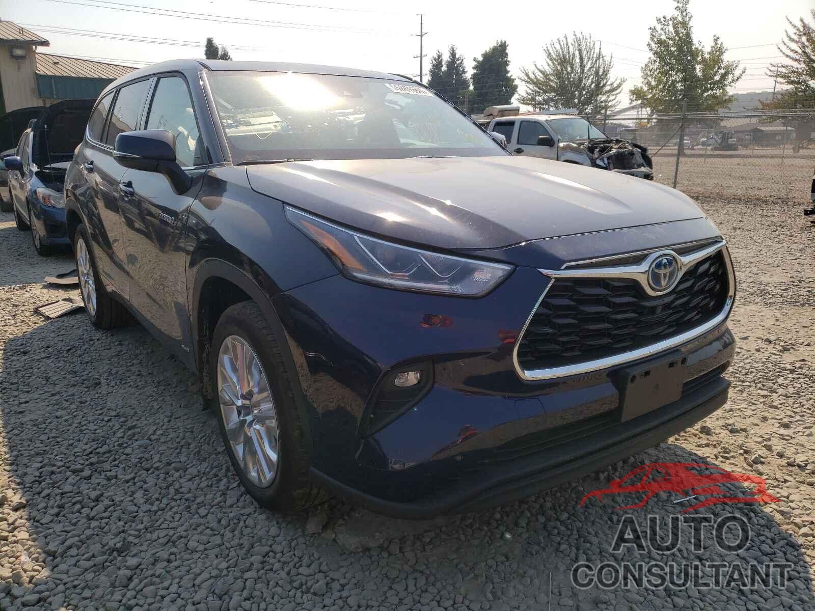 TOYOTA HIGHLANDER 2021 - 5TDDBRCH1MS023792