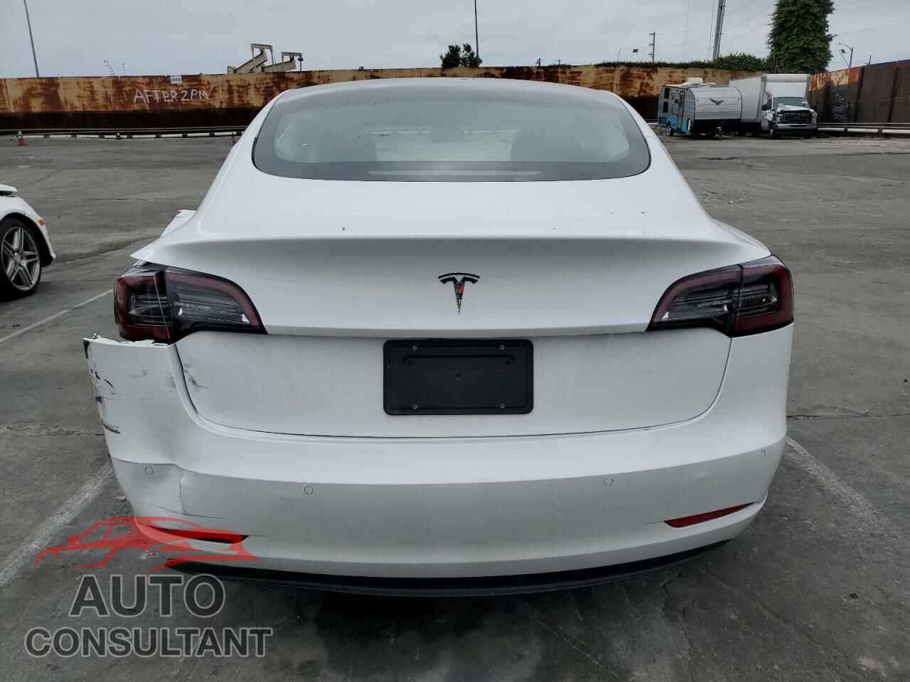 TESLA MODEL 3 2021 - 5YJ3E1EA9MF017537