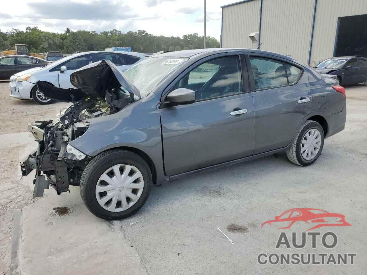 NISSAN VERSA 2018 - 3N1CN7AP2JL823667