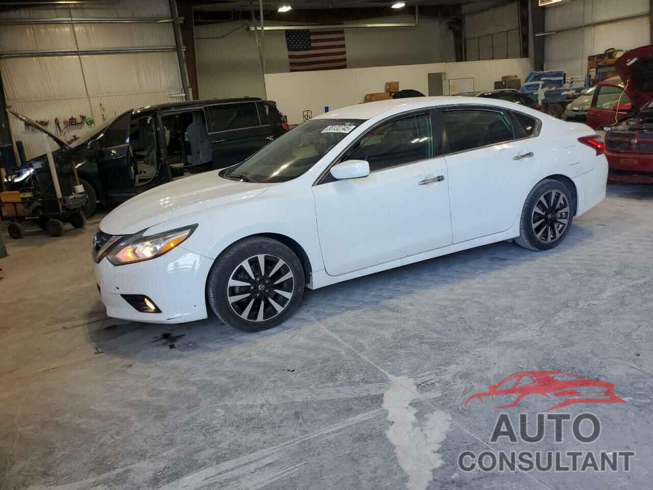 NISSAN ALTIMA 2018 - 1N4AL3APXJC157484