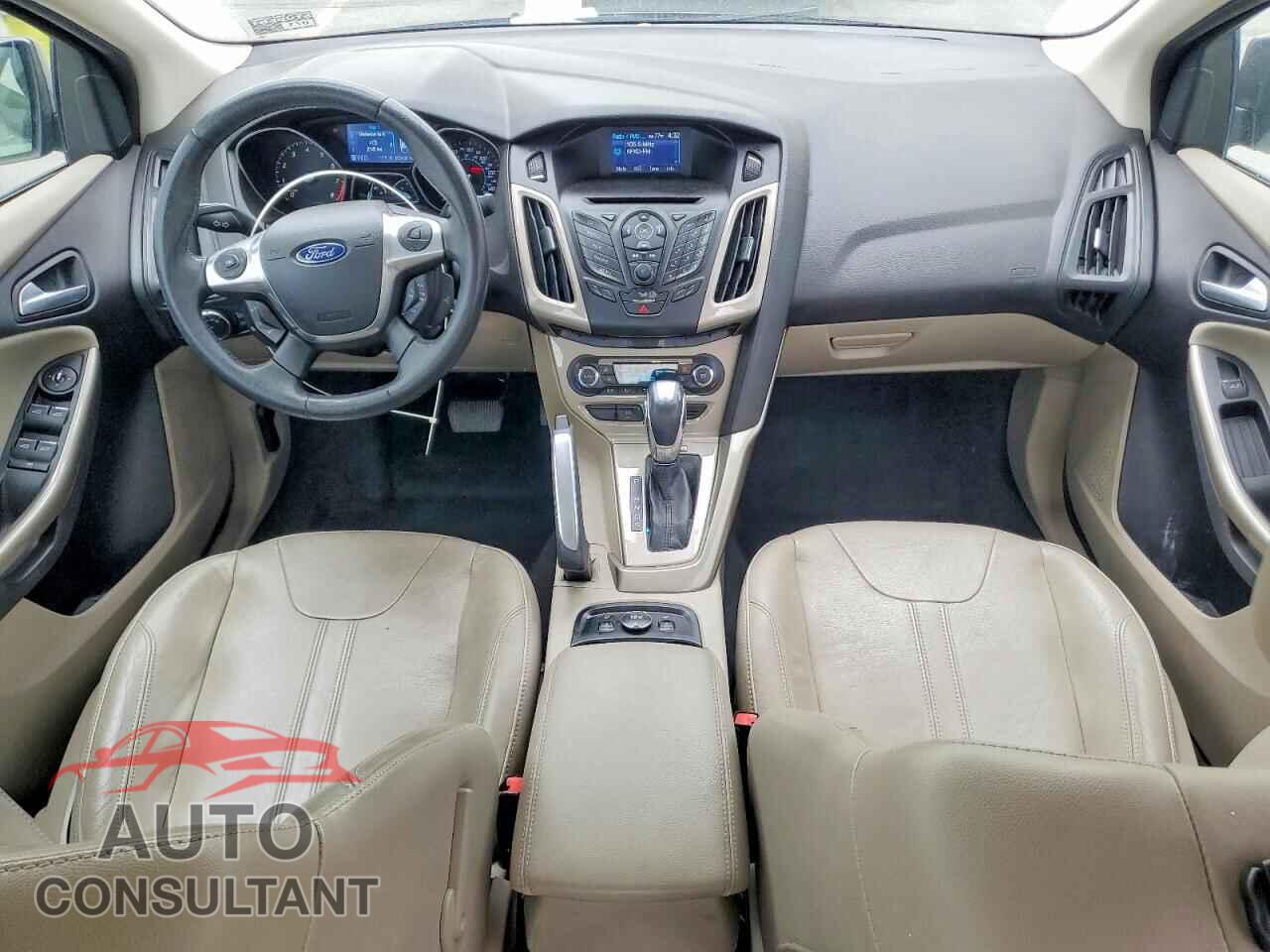 FORD FOCUS 2012 - 1FAHP3H21CL291025