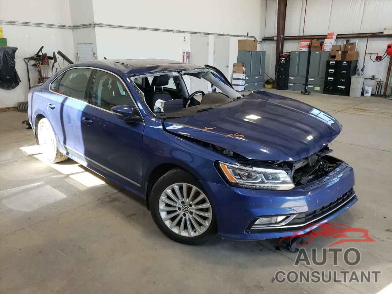 VOLKSWAGEN PASSAT 2017 - 1VWBT7A33HC000213