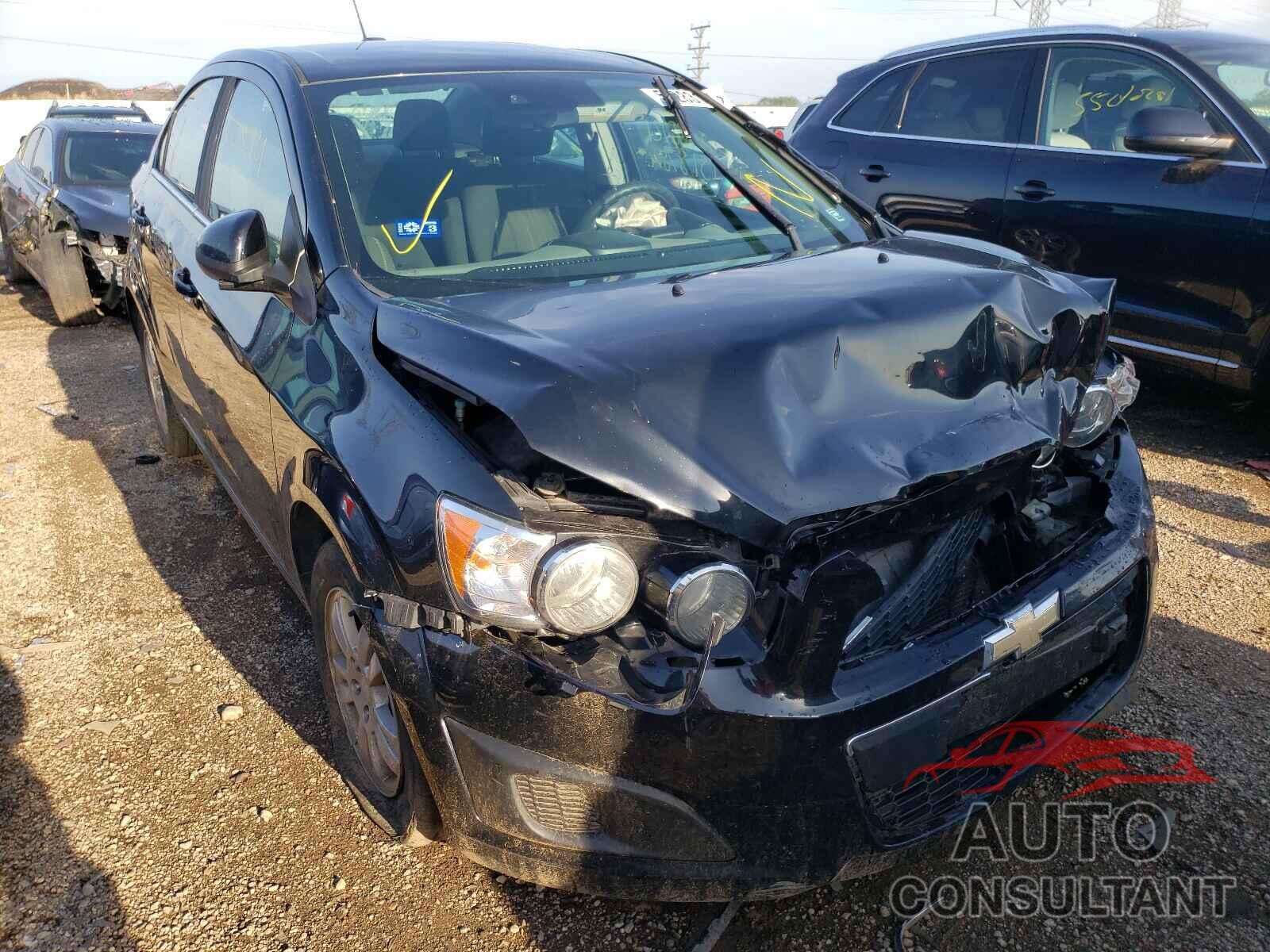CHEVROLET SONIC 2016 - 1G1JC5SH3G4121192