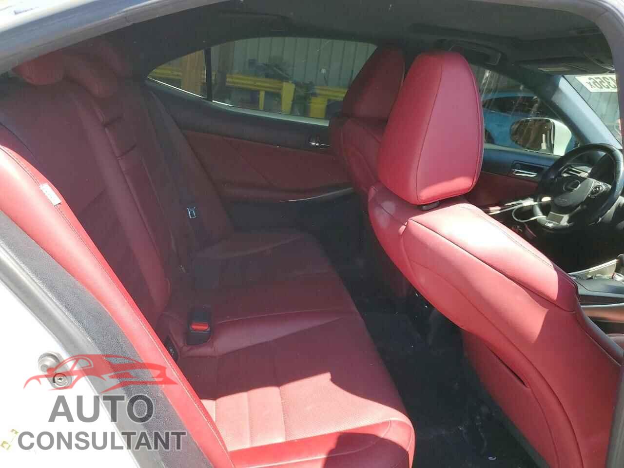 LEXUS IS 2014 - JTHCE1D28E5000871
