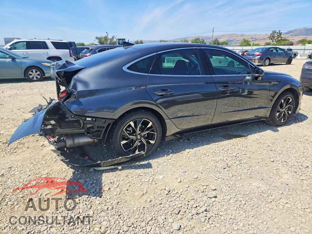 HYUNDAI SONATA 2024 - KMHL64JA2RA418489