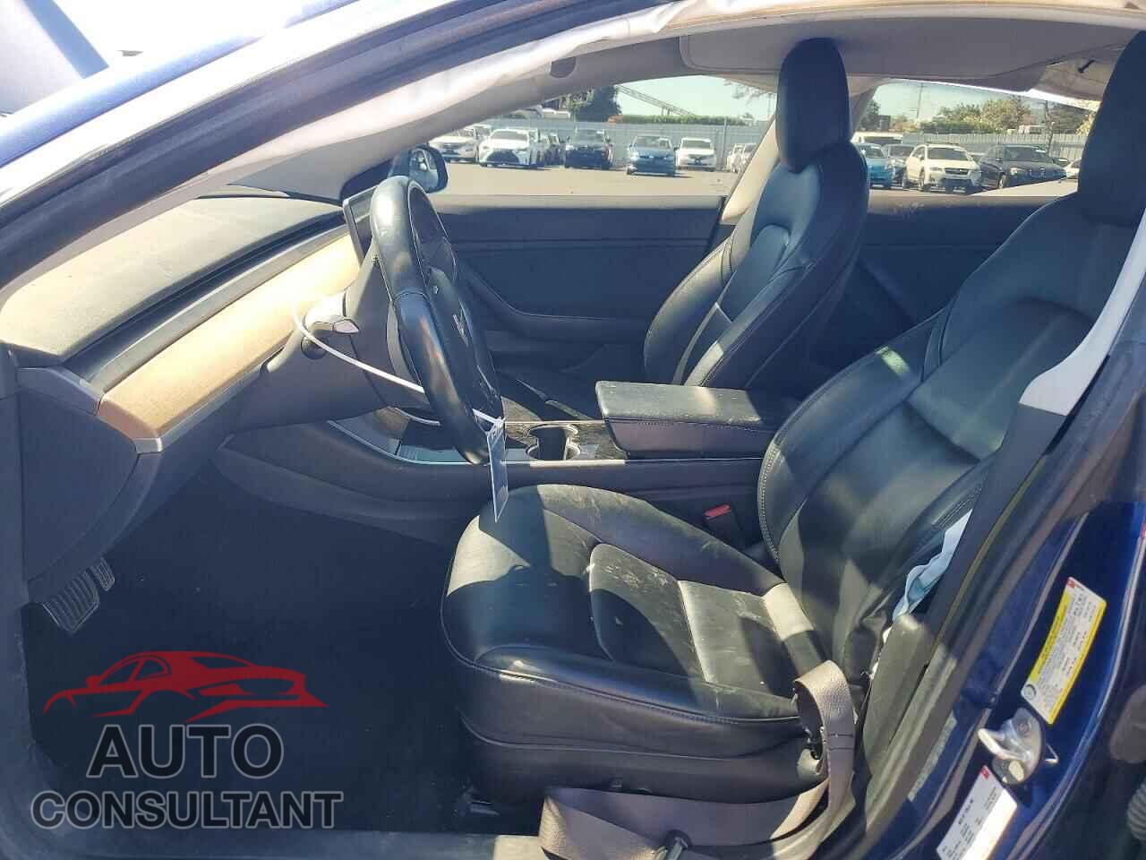 TESLA MDL 3 STD 2018 - 5YJ3E1EA2JF059253